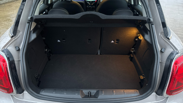 MINI Hatchback 1.5 Cooper Classic Premium 5dr Auto Petrol Hatchback